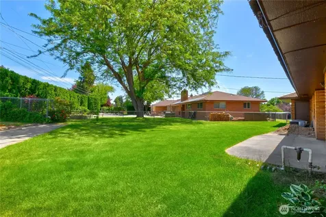 4809 Douglas Drive Yakima WA 98902