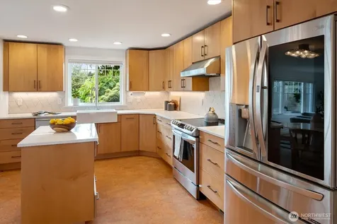 7264 27th Avenue NE Seattle WA 98115