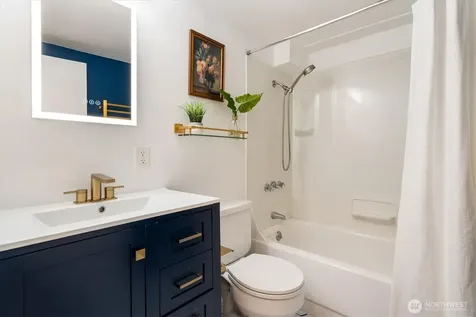 7264 27th Avenue NE Seattle WA 98115