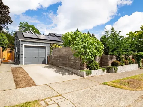 7264 27th Avenue NE Seattle WA 98115