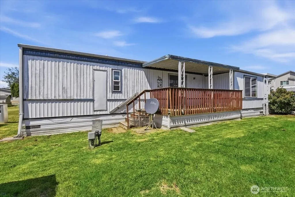 16600 25th Ave NE Marysville WA 98271