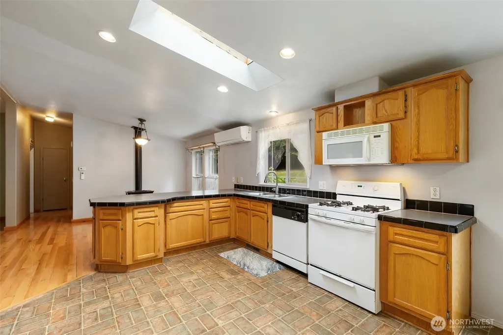 2333 Cape George Road Port Townsend WA 98368