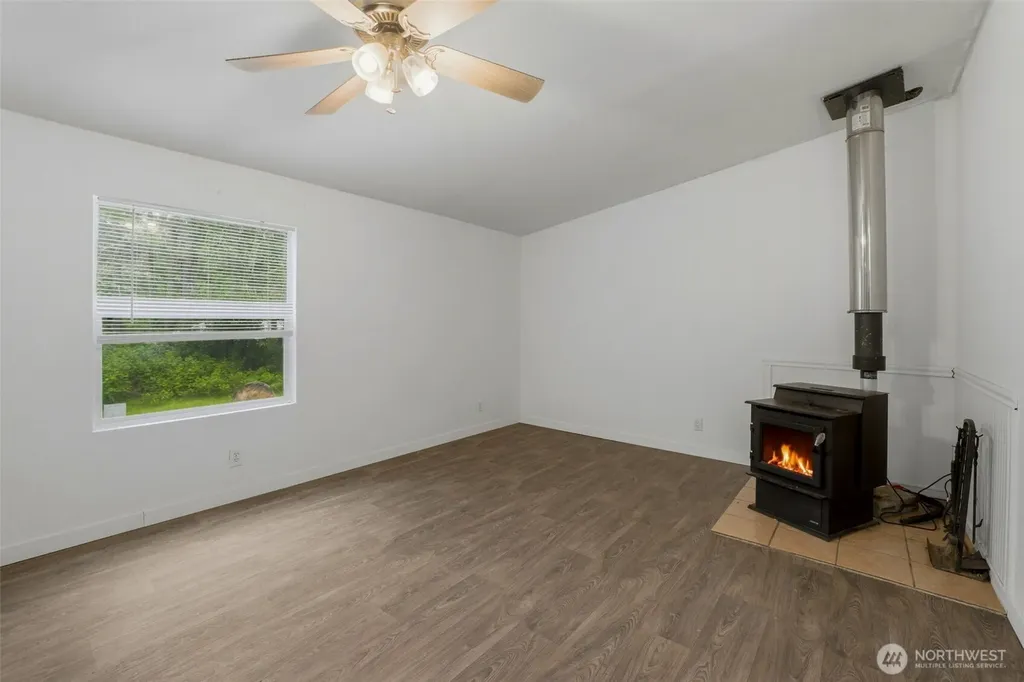 15511 Bay Ridge Drive NW Poulsbo WA 98370