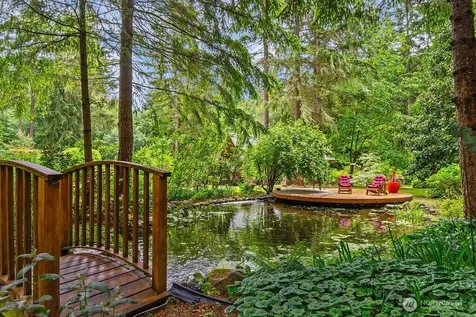 28505 137th Avenue SW Vashon WA 98070