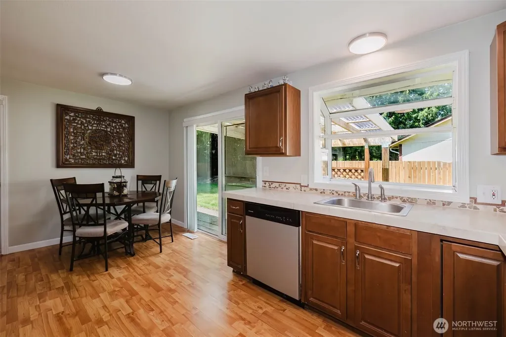 8089 Blue Oak Parkway NE Bremerton WA 98311