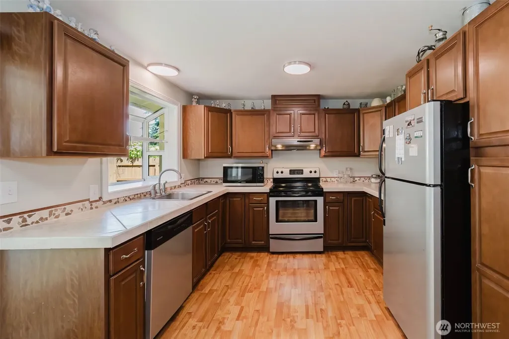 8089 Blue Oak Parkway NE Bremerton WA 98311