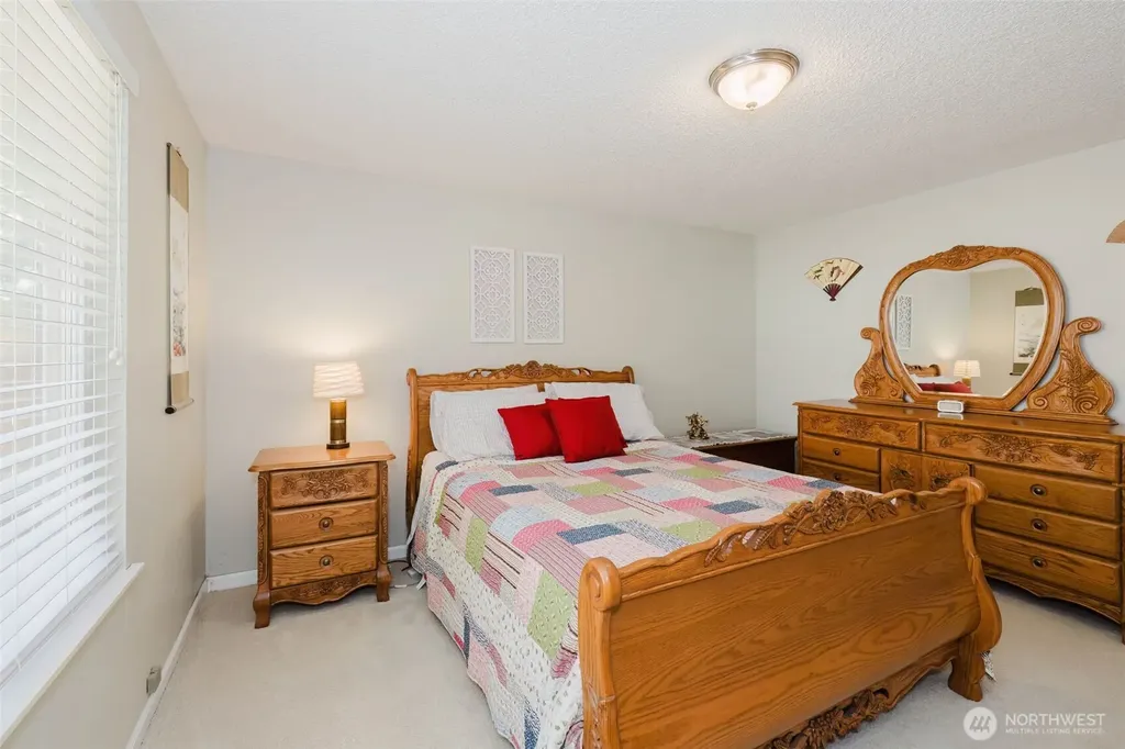 8089 Blue Oak Parkway NE Bremerton WA 98311