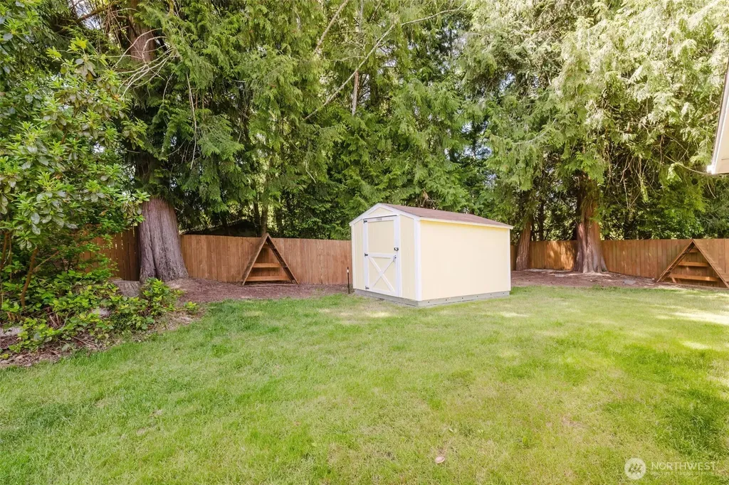 8089 Blue Oak Parkway NE Bremerton WA 98311