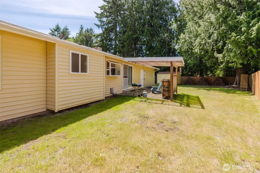 8089 Blue Oak Parkway NE Bremerton WA 98311