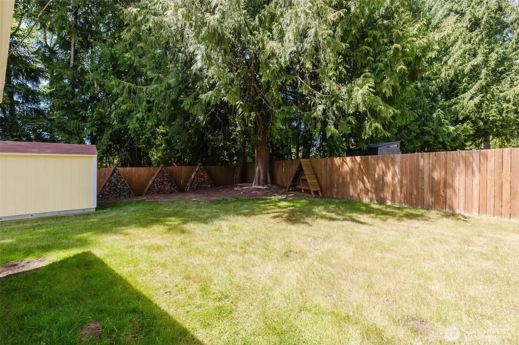 8089 Blue Oak Parkway NE Bremerton WA 98311