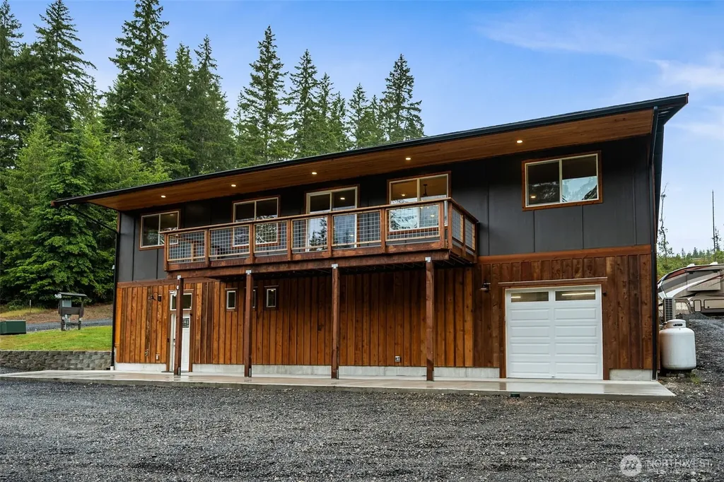 4311 E Mason Lake Dr W Grapeview WA 98546
