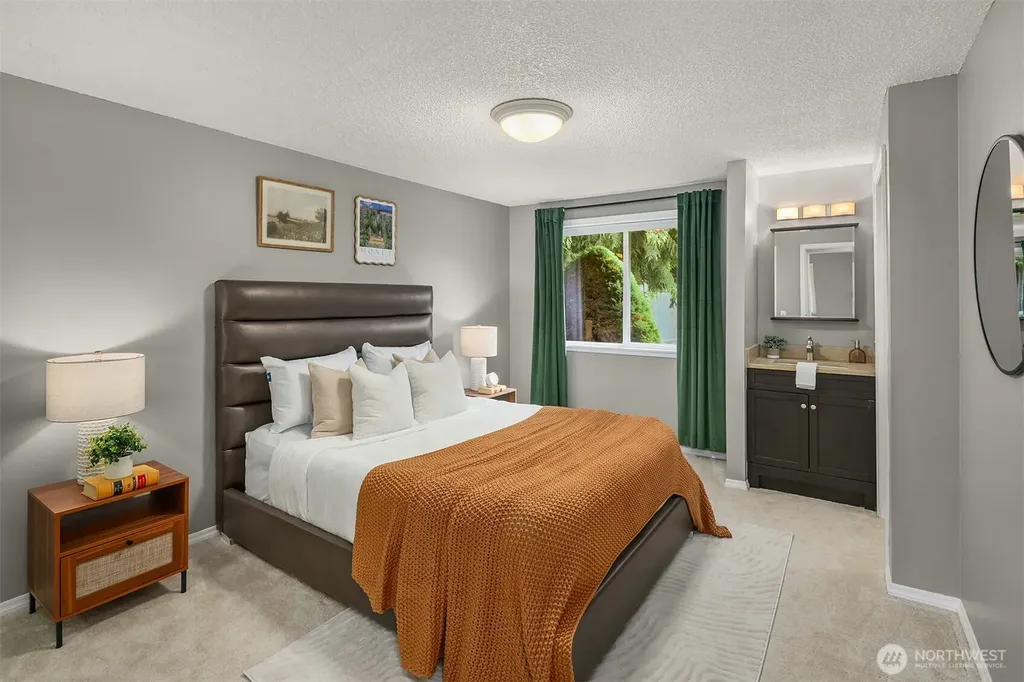 12923 NE 144th NE Place Kirkland WA 98034