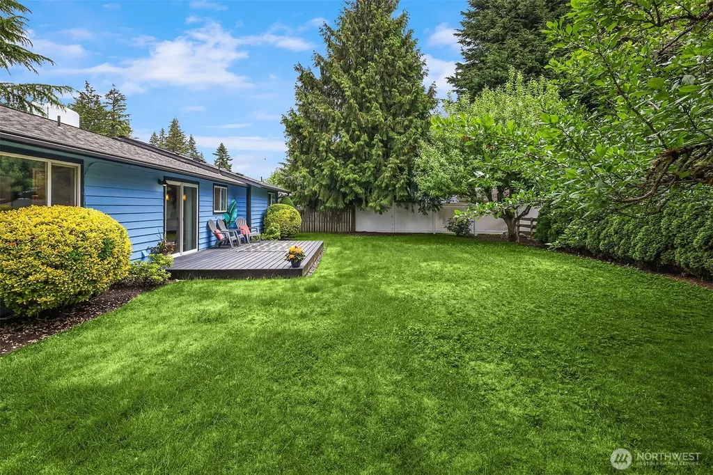 12923 NE 144th NE Place Kirkland WA 98034