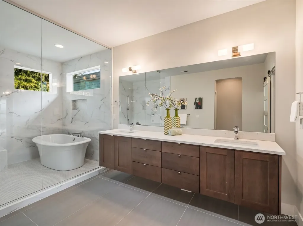 2824 Park Avenue N Renton WA 98056