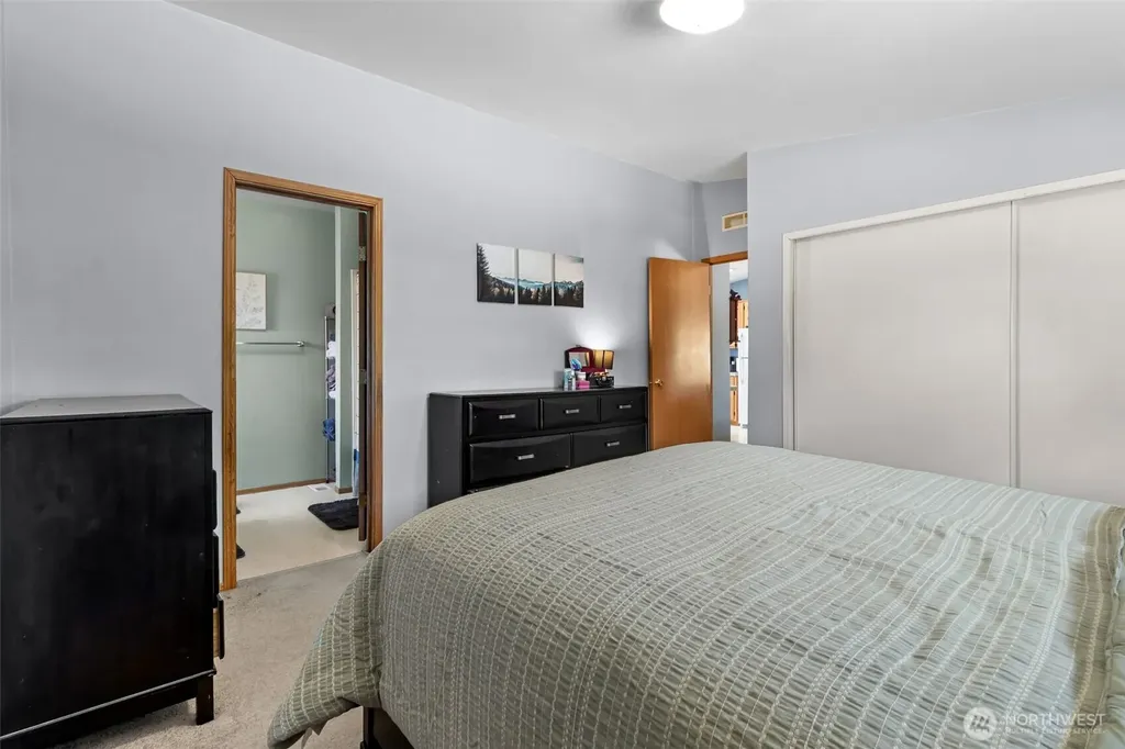 201 Oakview Centralia WA 98531