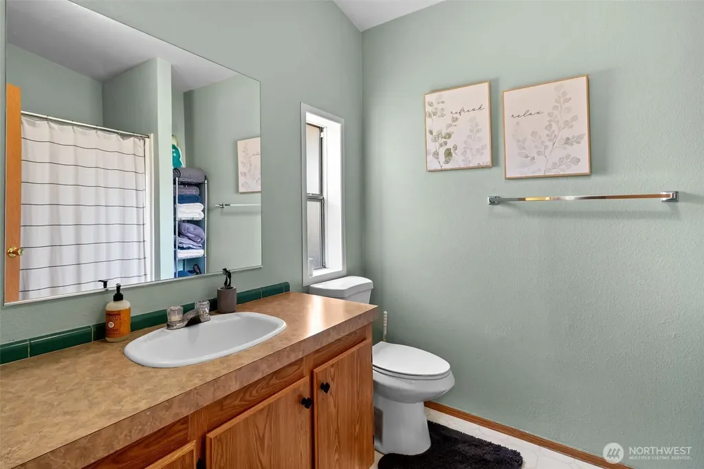 201 Oakview Centralia WA 98531