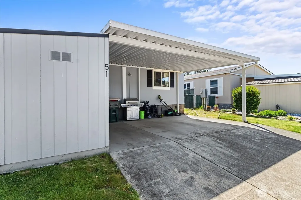 201 Oakview Centralia WA 98531