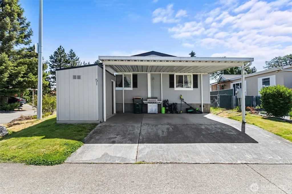 201 Oakview Centralia WA 98531