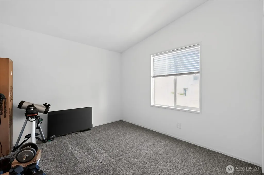 23708 Locust Way Bothell WA 98021