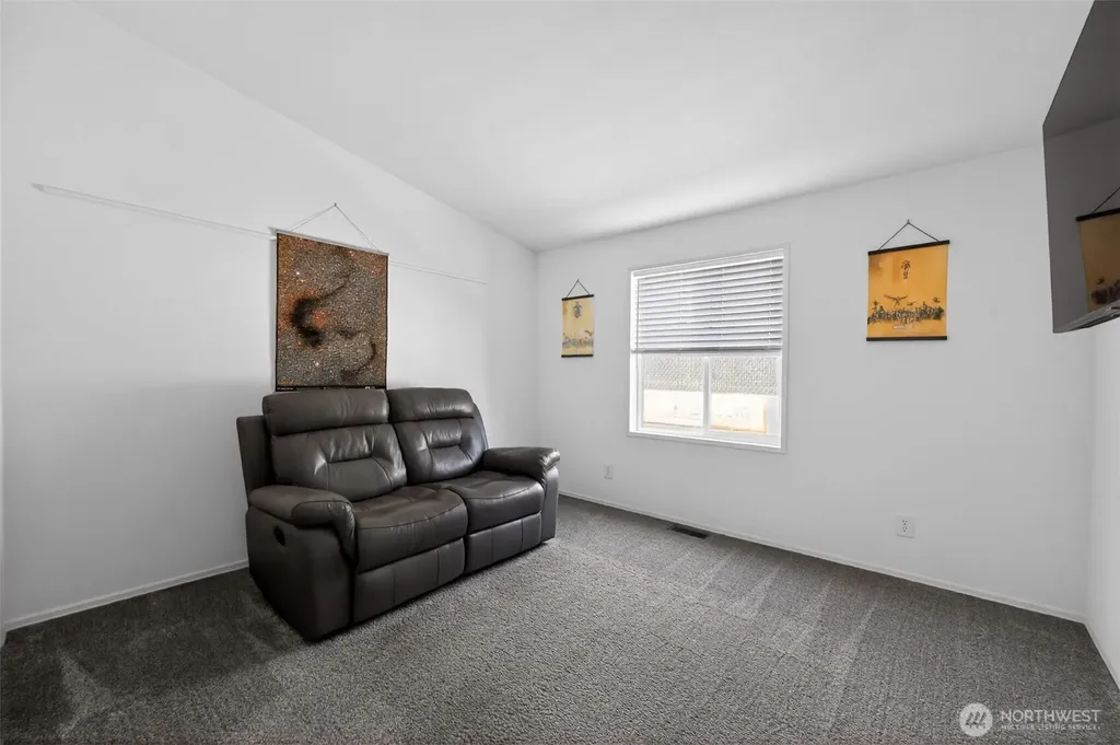 23708 Locust Way Bothell WA 98021