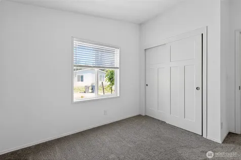 23708 Locust Way Bothell WA 98021