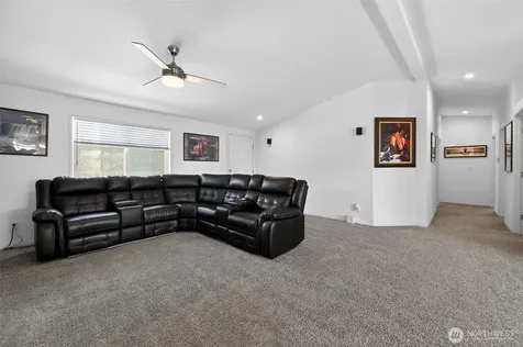 23708 Locust Way Bothell WA 98021