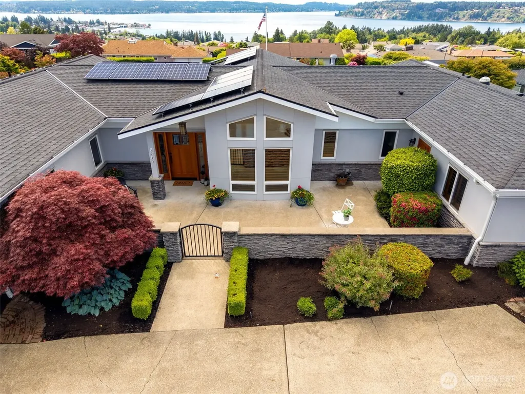 1212 S Fernside Drive Tacoma WA 98465