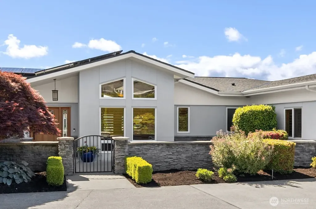 1212 S Fernside Drive Tacoma WA 98465