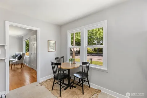 8111 10th Avenue S Seattle WA 98108