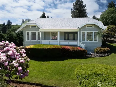 550 Ballentine Street Raymond WA 98577