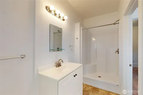 550 Ballentine Street Raymond WA 98577