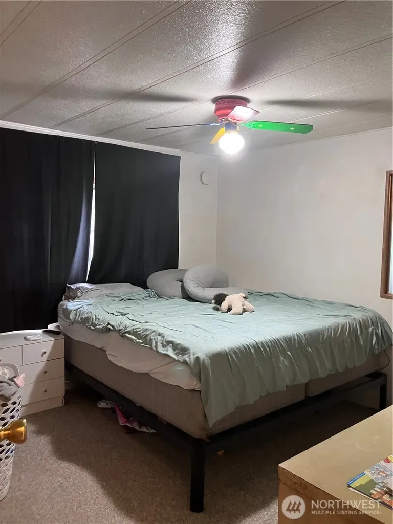 1710 E Trails End Belfair WA 98528
