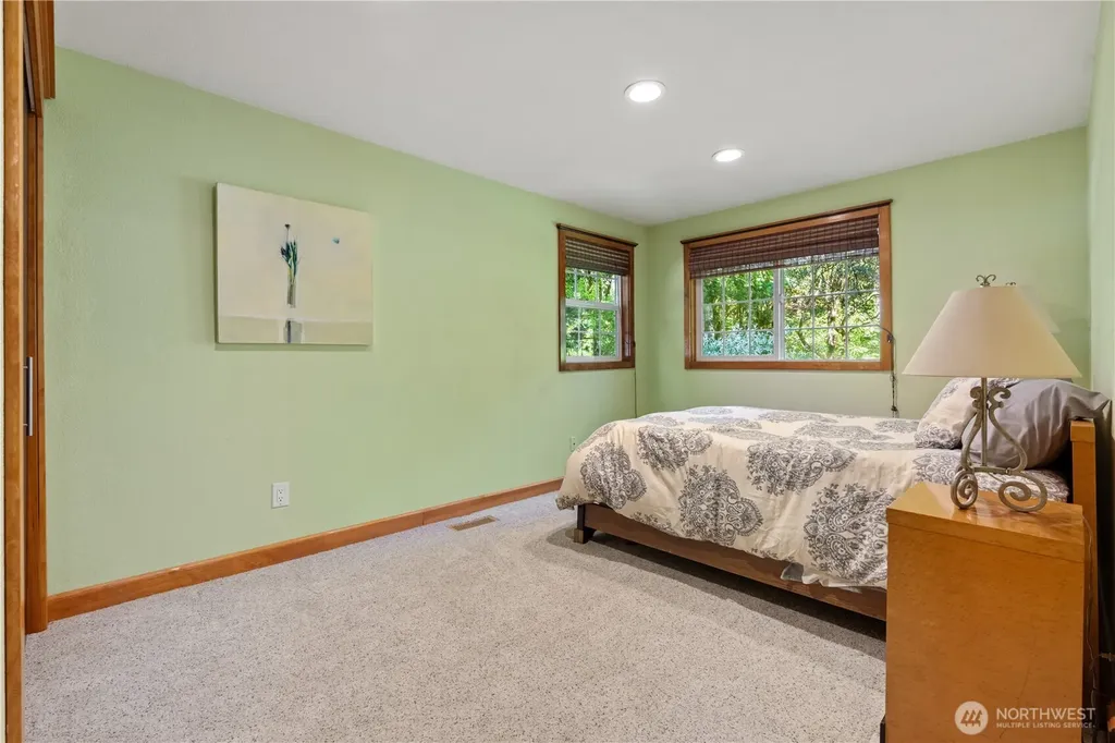 6528 Alpine Drive SW Olympia WA 98512