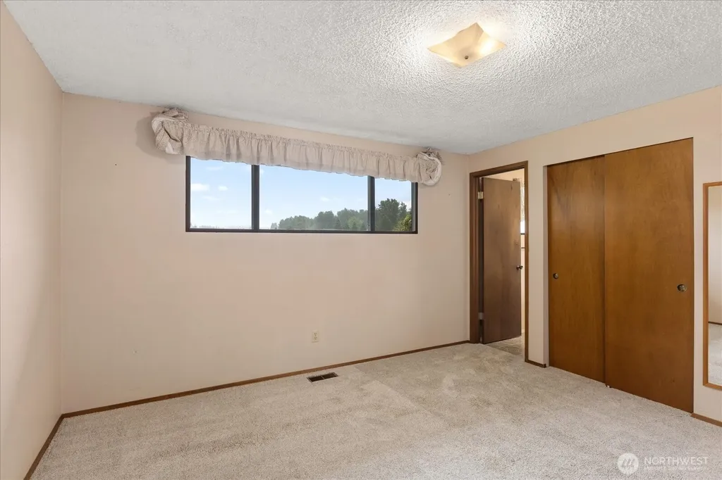 2421 Jacqueline Place Mount Vernon WA 98273