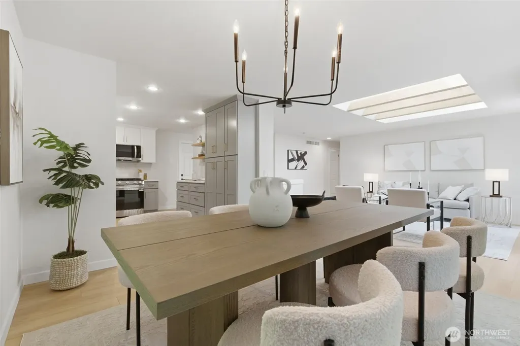 895 Highwood Drive SW Issaquah WA 98027
