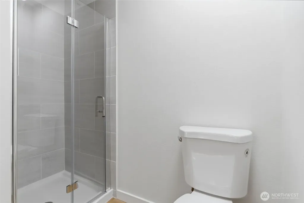 895 Highwood Drive SW Issaquah WA 98027