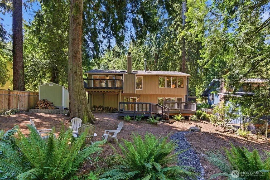 895 Highwood Drive SW Issaquah WA 98027