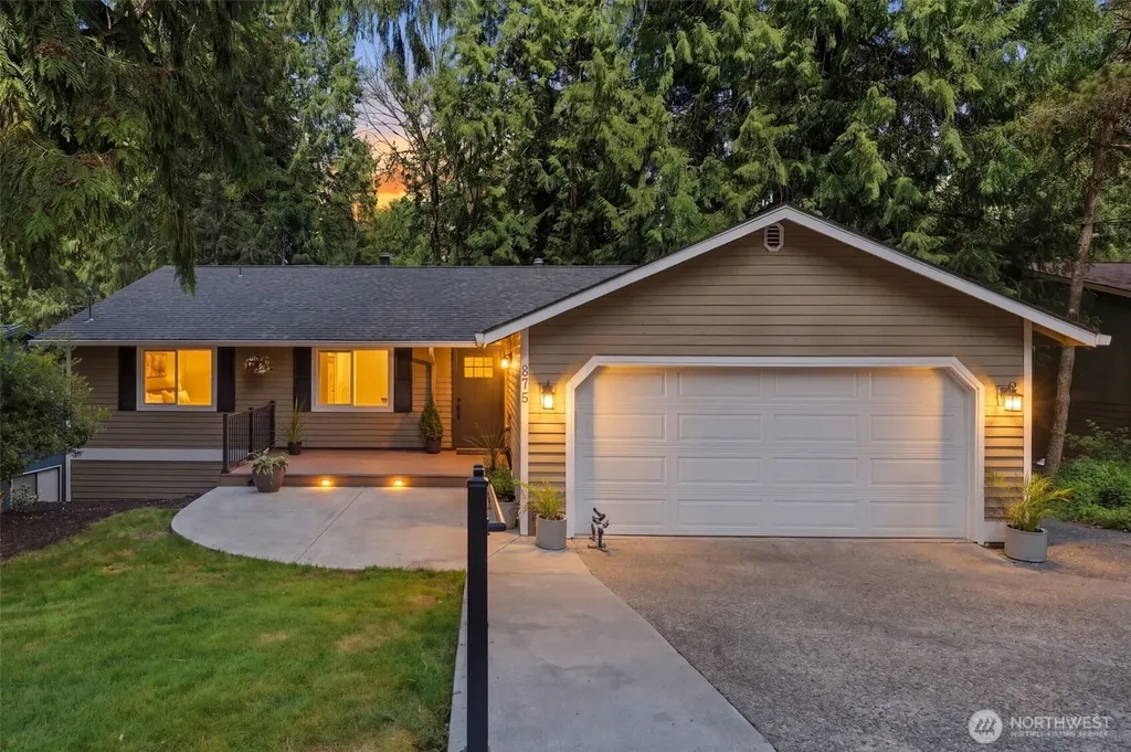 895 Highwood Drive SW Issaquah WA 98027