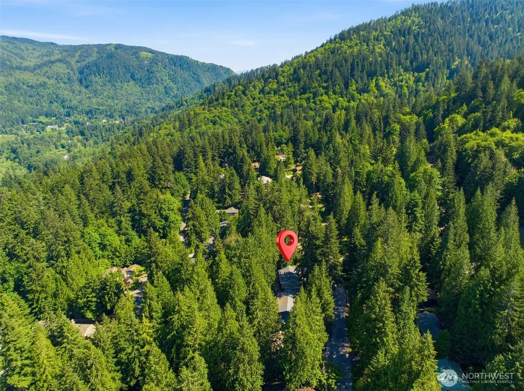 895 Highwood Drive SW Issaquah WA 98027