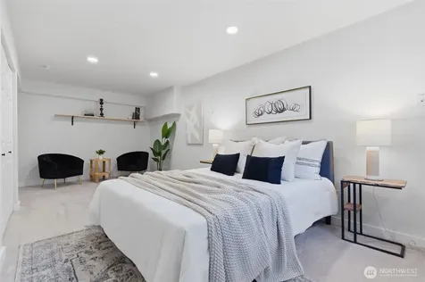 895 Highwood Drive SW Issaquah WA 98027