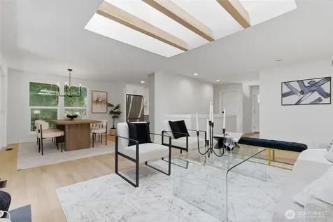 895 Highwood Drive SW Issaquah WA 98027