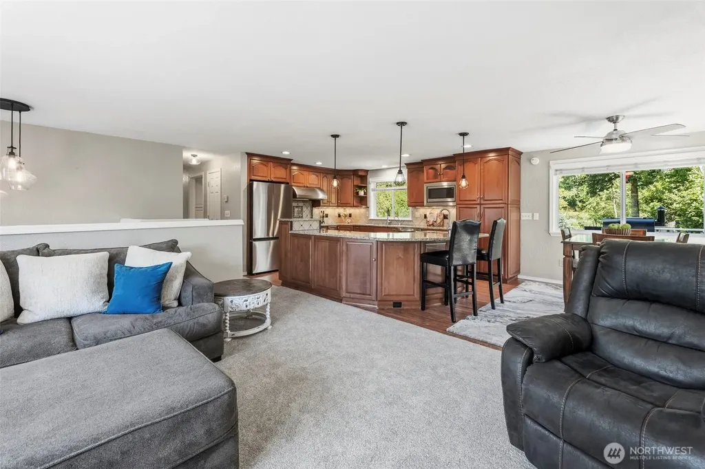 46216 287th Avenue SE Enumclaw WA 98022