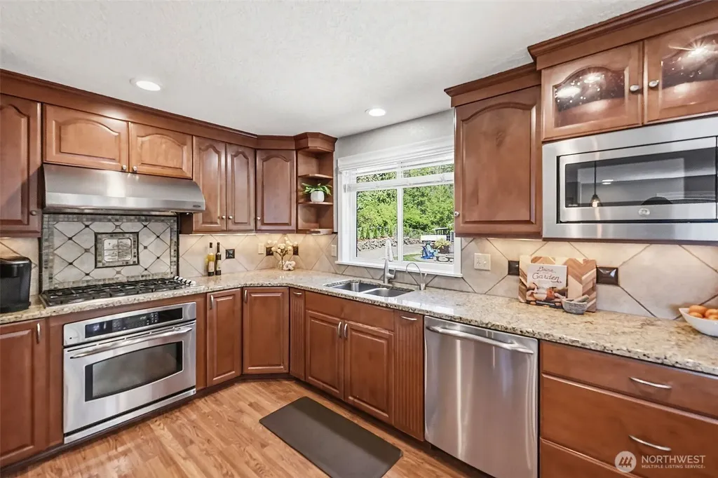 46216 287th Avenue SE Enumclaw WA 98022