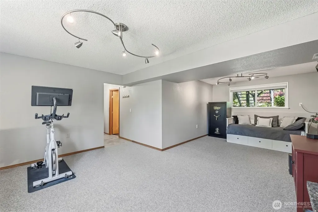 46216 287th Avenue SE Enumclaw WA 98022