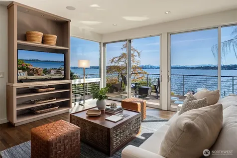 1318 Lakeside Avenue S Seattle WA 98144