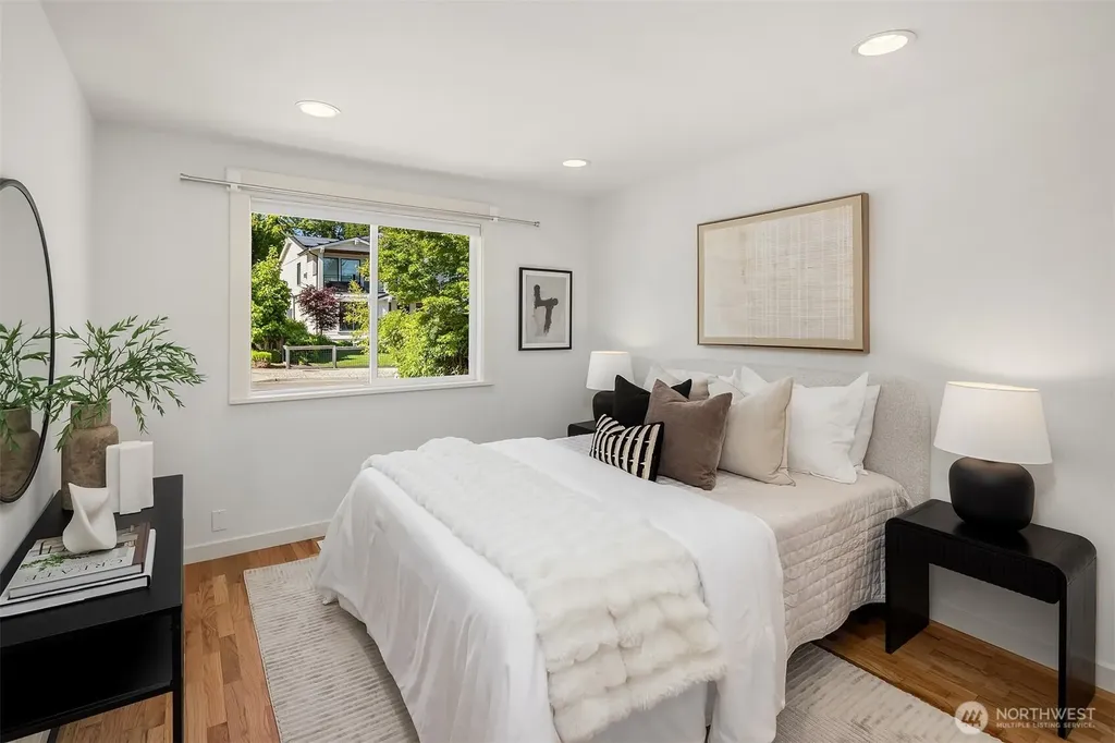 413 9th Avenue Kirkland WA 98033