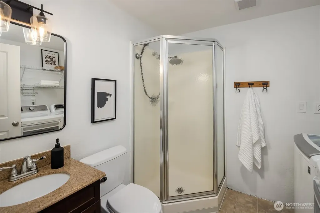 413 9th Avenue Kirkland WA 98033