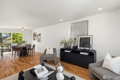 413 9th Avenue Kirkland WA 98033