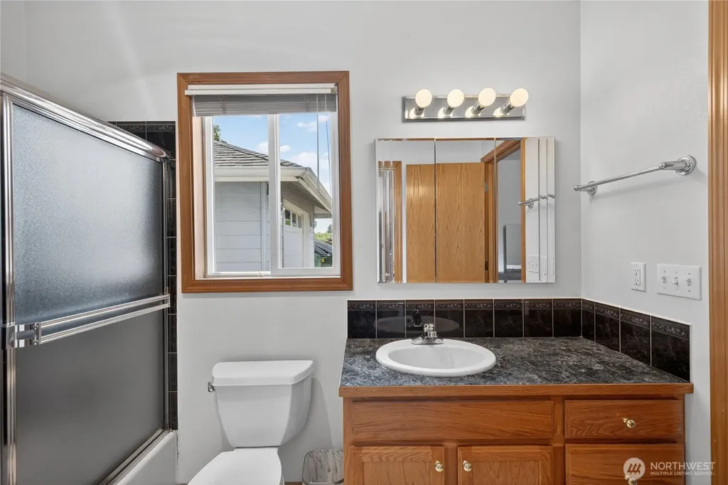 20275 Gardner Court Burlington WA 98233