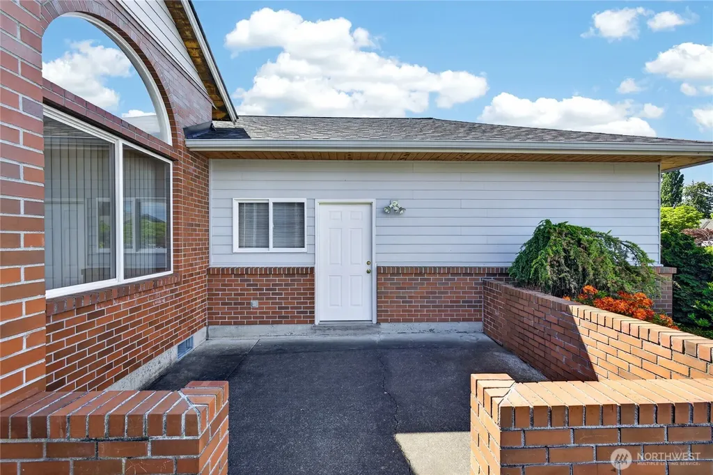 20275 Gardner Court Burlington WA 98233